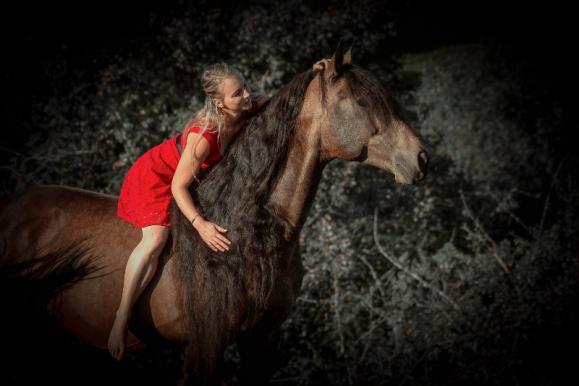 Marine Forestier dresseuse équestre